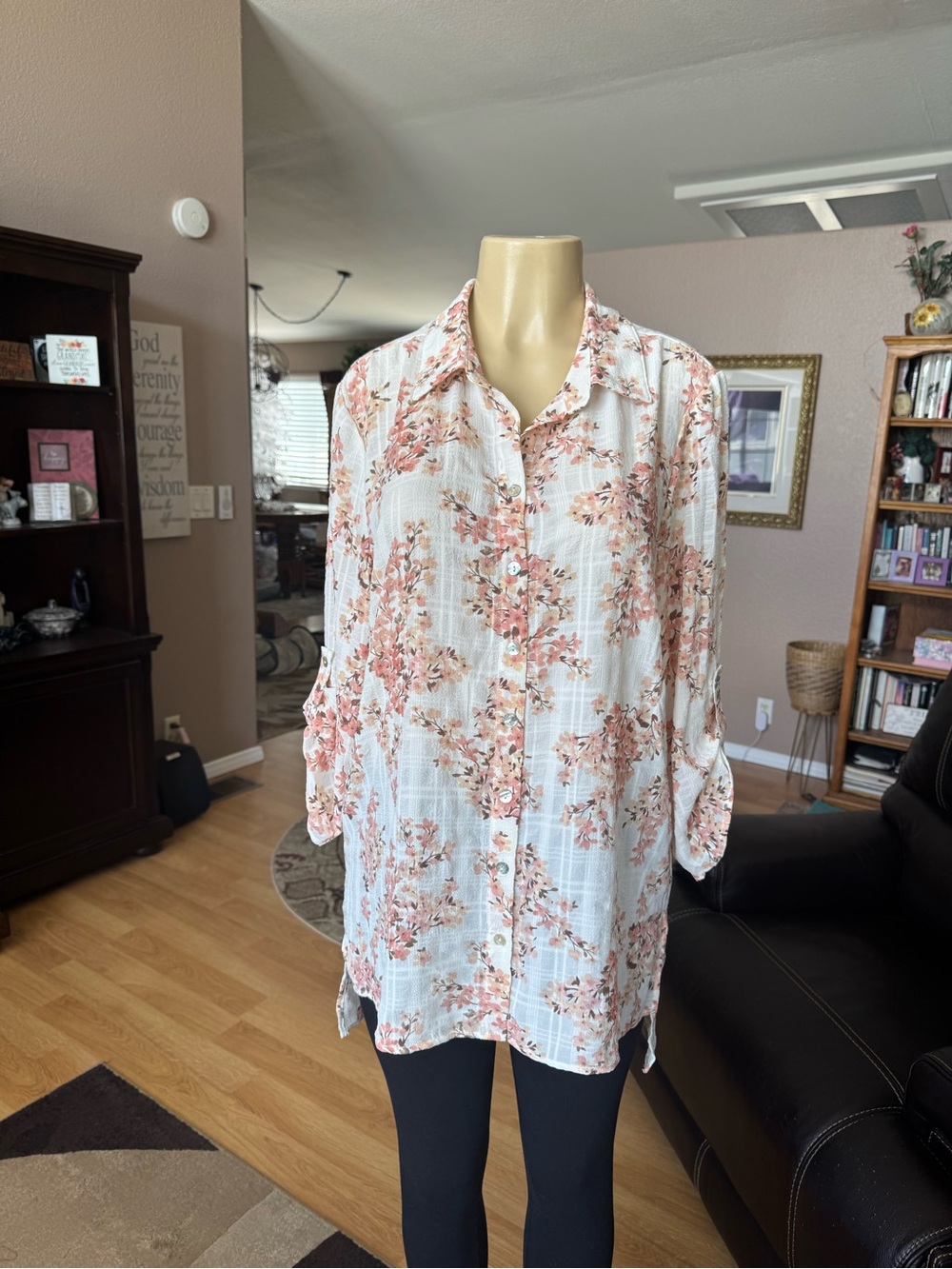 Sara Michelle white, pink & brown floral button up tunic-size XL